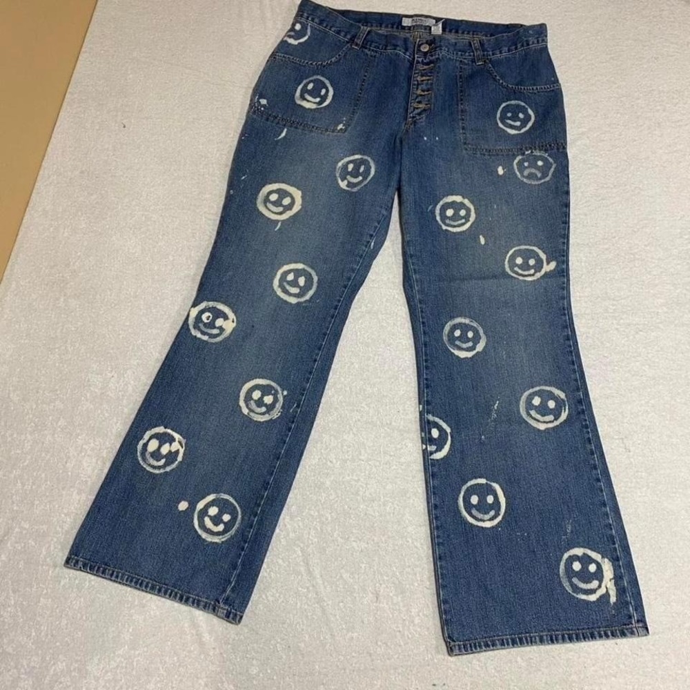 Old Navy outlet blue denim jeans with smiley face print Size 18 . SKU554